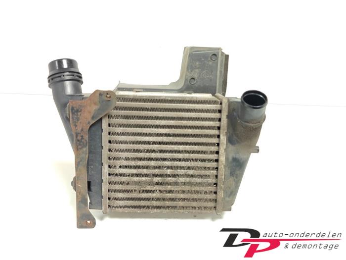 Gebruikte Intercooler Renault Twingo II (CN) 1.2 16V GT TCE Prijs € 19,95 Margeregeling aangeboden door DP Auto-onderdelen & Demontage
