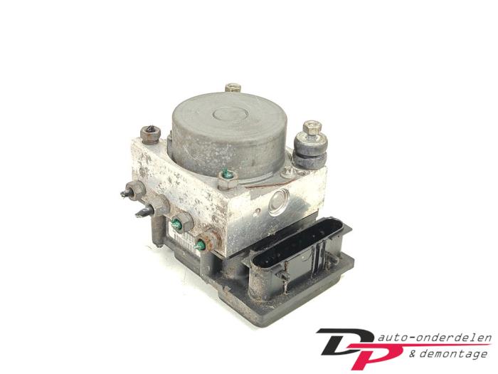 Gebruikte ABS Pomp Renault Clio III (BR/CR) 1.6 16V Prijs € 14,00 Margeregeling aangeboden door DP Auto-onderdelen & Demontage