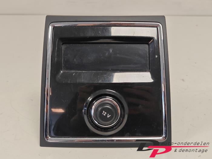 Gebruikte Display Interieur Skoda Superb (3TAA) 1.8 TSI 16V Prijs € 15,00 Margeregeling aangeboden door DP Auto-onderdelen & Demontage