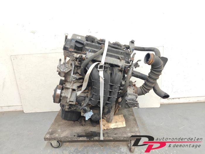 Gebruikte Motor Mitsubishi Space Star (A0) 1.0 12V Prijs € 500,00 Margeregeling aangeboden door DP Auto-onderdelen & Demontage