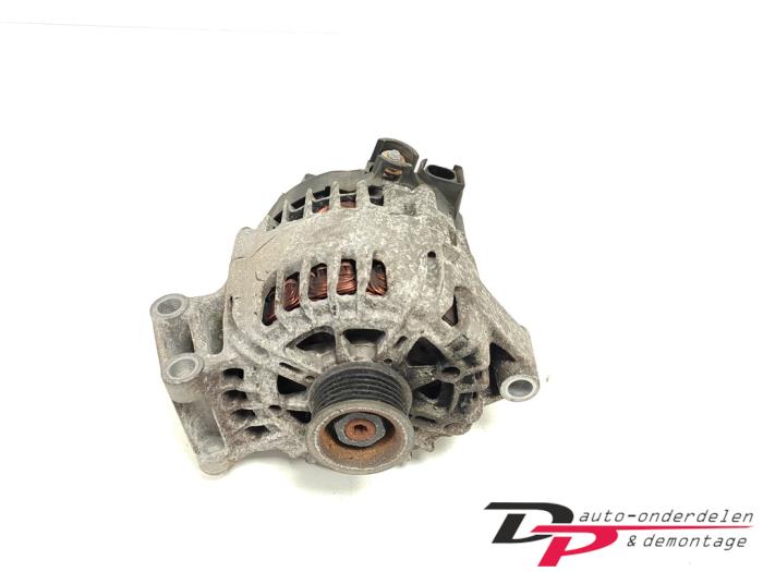 Gebruikte Dynamo Ford Fiesta 6 (JA8) 1.25 16V Prijs € 19,95 Margeregeling aangeboden door DP Auto-onderdelen & Demontage