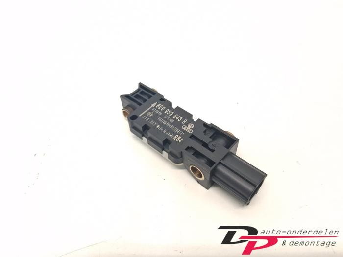 Gebruikte Airbag Sensor Audi A4 (B7) 1.8 T 20V Prijs € 9,00 Margeregeling aangeboden door DP Auto-onderdelen & Demontage