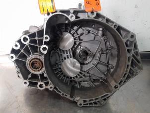Gebruikte Versnellingsbak Opel Insignia Mk.I 2.0 CDTI 16V Prijs € 500,00 Margeregeling aangeboden door Uittenbogaard onderdelen BV