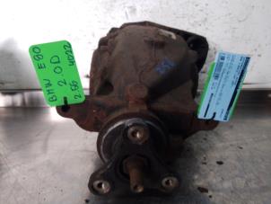 Gebruikte Differentieel achter BMW 3 serie Touring (E91) 320d 16V Corporate Lease Prijs € 250,00 Margeregeling aangeboden door Uittenbogaard onderdelen BV