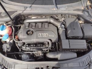 Gebruikte Versnellingsbak Audi A3 Sportback (8PA) 1.8 TFSI 16V Prijs € 500,00 Margeregeling aangeboden door Uittenbogaard onderdelen BV