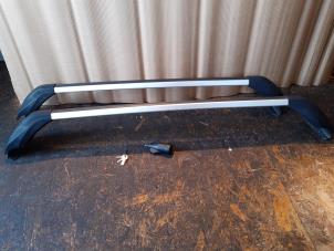 Gebruikte Dakdrager set Ford C-Max (DXA) 1.6 TDCi 16V Prijs € 75,00 Margeregeling aangeboden door Uittenbogaard onderdelen BV