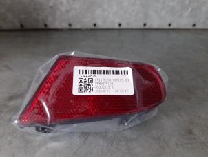 Nieuwe Diversen Lynk &amp; Co 01 1.5 PHEV Prijs € 48,40 Inclusief btw aangeboden door Uittenbogaard onderdelen BV