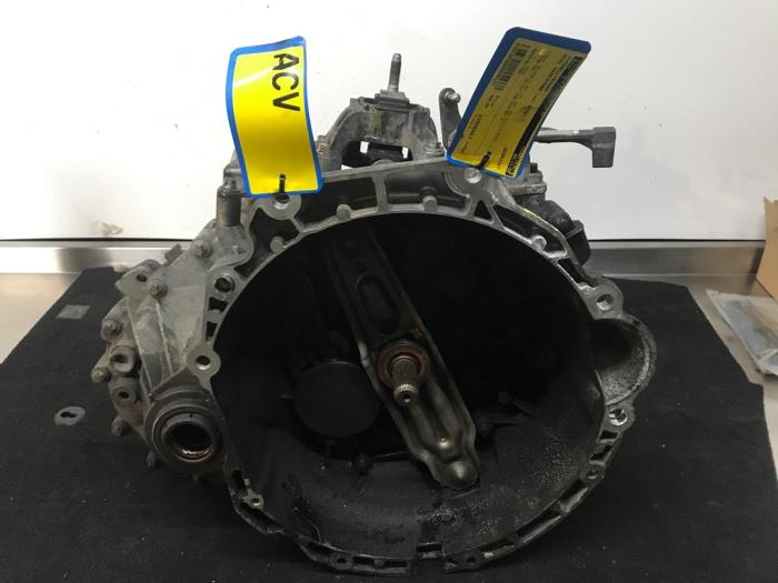 Gebruikte Versnellingsbak Mini Countryman (R60) 1.6 Cooper D Prijs € 450,00 Margeregeling aangeboden door Uittenbogaard onderdelen BV