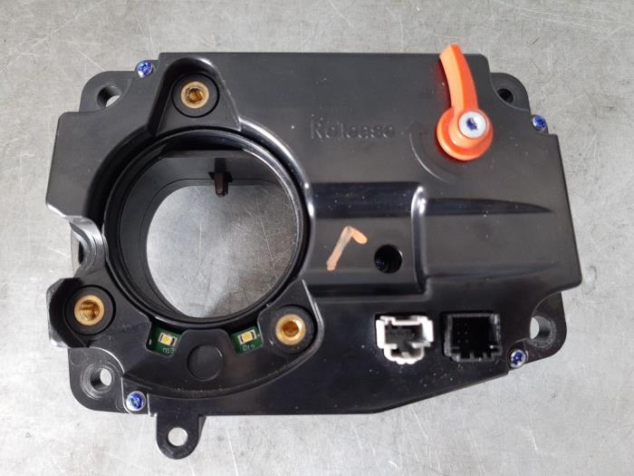 Diversen van een Tesla Model S 90D 2016