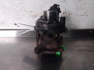 Gebruikte G-lader Renault Master II (JD) 2.5 dCi 16V 100 Prijs € 175,00 Margeregeling aangeboden door Uittenbogaard onderdelen BV