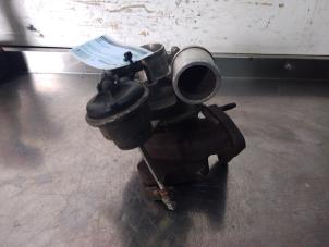 Gebruikte Turbo Renault Clio II (BB/CB) 1.5 dCi 68 Prijs € 100,00 Margeregeling aangeboden door Uittenbogaard onderdelen BV