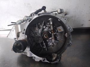 Gebruikte Versnellingsbak Mitsubishi Space Star (A0) 1.0 12V Prijs € 400,00 Margeregeling aangeboden door Uittenbogaard onderdelen BV