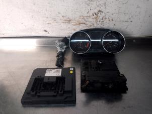 Gebruikte Kontaktslot + computer Volkswagen Polo V (6R) 1.4 TDI DPF BlueMotion technology Prijs € 300,00 Margeregeling aangeboden door Uittenbogaard onderdelen BV