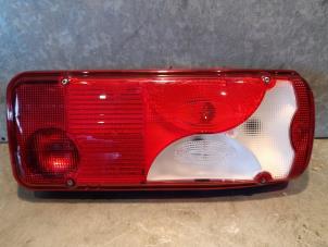 Nieuwe Achterlicht rechts Volkswagen Crafter 2.0 BiTDI 4Motion Prijs € 60,50 Inclusief btw aangeboden door Uittenbogaard onderdelen BV