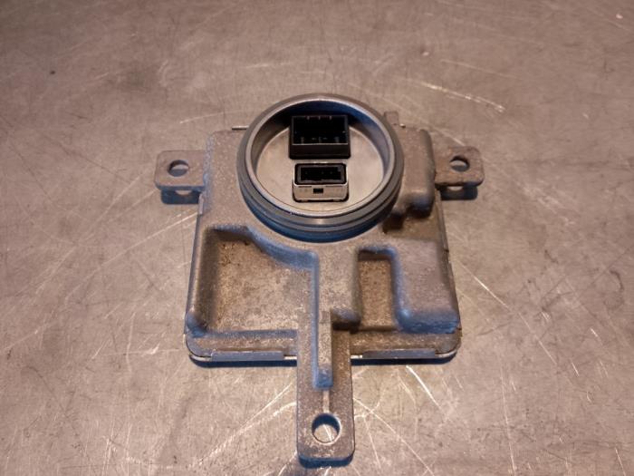 Xenon module van een Volkswagen Golf VII (AUA) 1.4 TSI 16V 2015