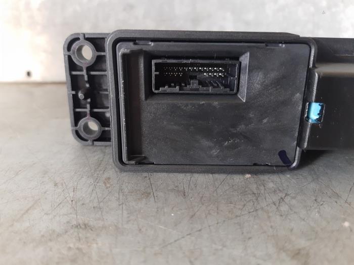 Versnellingspook van een MG HS/EHS I (AS23) 1.5 EHS T-GDI Hybrid 2021