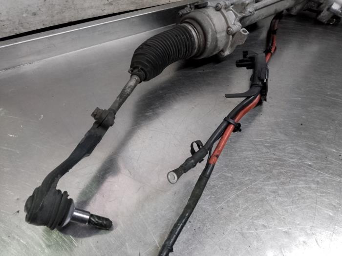 Stuurhuis van een BMW 3 serie (F30) 320d 2.0 16V 2012