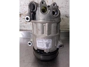 Gebruikte Aircopomp Jeep Compass II (MP) 1.4 Multi Air2 16V 4x4 Prijs € 140,00 Margeregeling aangeboden door Uittenbogaard onderdelen BV