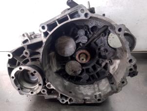 Gebruikte Versnellingsbak Seat Leon (1P1) 2.0 TFSI FR 16V Prijs € 300,00 Margeregeling aangeboden door Uittenbogaard onderdelen BV