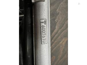 Gebruikte Airco Radiateur Tesla Model S 85D Prijs € 160,00 Margeregeling aangeboden door Uittenbogaard onderdelen BV