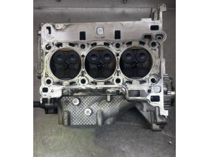 Gebruikte Cilinderkop Ford Focus 3 1.0 Ti-VCT EcoBoost 12V 125 Prijs € 350,00 Margeregeling aangeboden door Uittenbogaard onderdelen BV