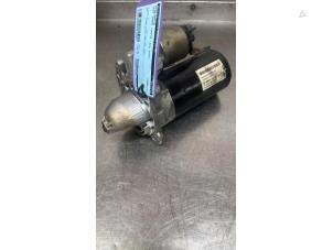 Gebruikte Startmotor Jeep Grand Cherokee (WK/WK2) 3.0 CRD V6 24V Prijs € 150,00 Margeregeling aangeboden door Uittenbogaard onderdelen BV