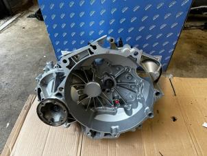Gereviseerde Versnellingsbak Volkswagen Golf VI (5K1) 1.2 TSI Prijs € 847,00 Inclusief btw aangeboden door Uittenbogaard onderdelen BV