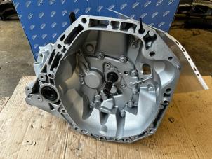 Gereviseerde Versnellingsbak Renault Kangoo Express (FW) 1.5 dCi 75 Prijs € 961,95 Inclusief btw aangeboden door Uittenbogaard onderdelen BV