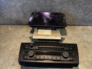 Gebruikte Navigatie Display (diversen) BMW 1 serie (F20) 116d 1.6 16V Efficient Dynamics Prijs € 300,00 Margeregeling aangeboden door Uittenbogaard onderdelen BV