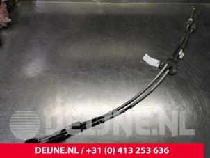 Gebruikte Schakelkabel Versnellingsbak Volvo S60 II (FS) 1.6 T3 16V Prijs € 50,00 Margeregeling aangeboden door van Deijne Onderdelen Uden B.V.
