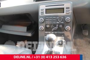 Gebruikte Display Interieur Volvo V70 (BW) 2.0 D 16V Prijs € 35,00 Margeregeling aangeboden door van Deijne Onderdelen Uden B.V.