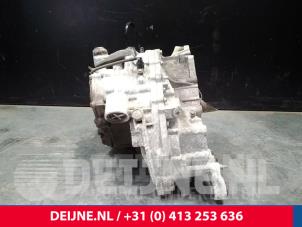 Volvo S40 Gearbox O1000 photo 2