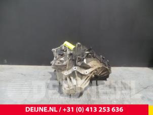 Volvo V70 Versnellingsbak O1714 foto 3