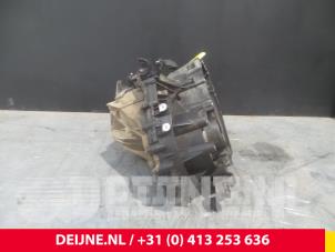 Volvo V70 Versnellingsbak O1714 foto 2
