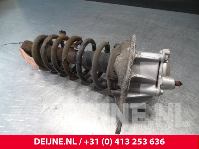 Volvo V70 Schokdemperpoot rechts-achter O3351