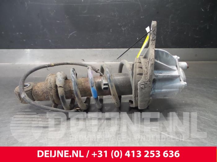 Volvo V70 Schokdemperpoot rechts-achter O3352