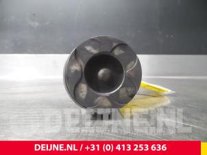 Volvo S60 Zuiger O3438 foto 3