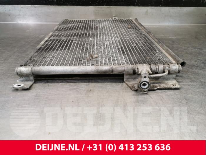 Airco Condensor van een Volvo 850 Estate 2.3i T-5 Turbo 20V 1995