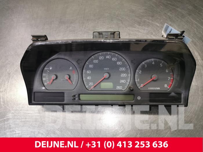 Volvo C70 Kilometerteller KM O3700