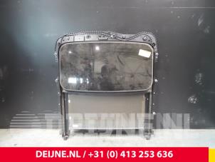 Gebruikte Schuifdak Volvo S80 (AR/AS) 2.4 D5 20V 180 AWD Prijs € 100,00 Margeregeling aangeboden door van Deijne Onderdelen Uden B.V.