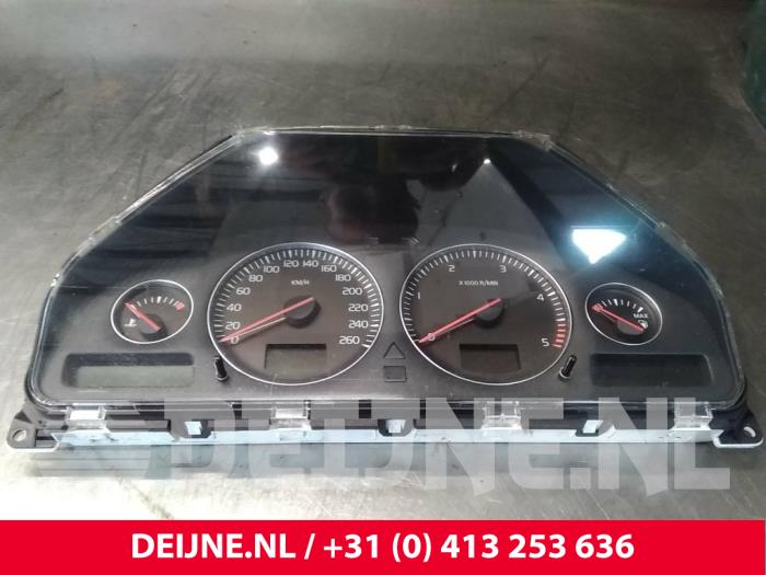 Volvo XC70 Odometer KM O3905