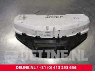 Volvo XC70 Tacho - Kombiinstrument KM O3907 foto 3