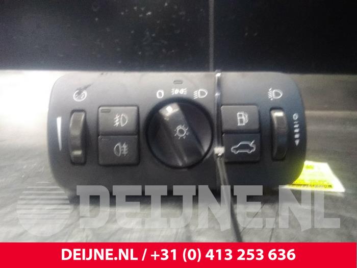 Volvo XC70 Licht Schalter O4337