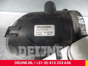 Volvo V70 Fog light, front right O4396 photo 3