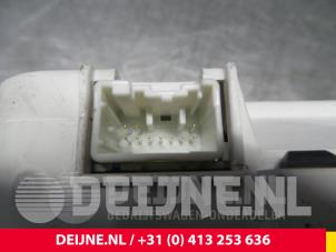 Volvo V50 Odometer KM O4507 photo 2
