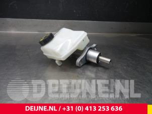 Volvo V90 Master cylinder O4700 photo 2