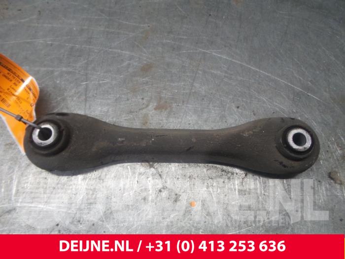 Volvo V40 Querlenker unten rechts hinten O4701