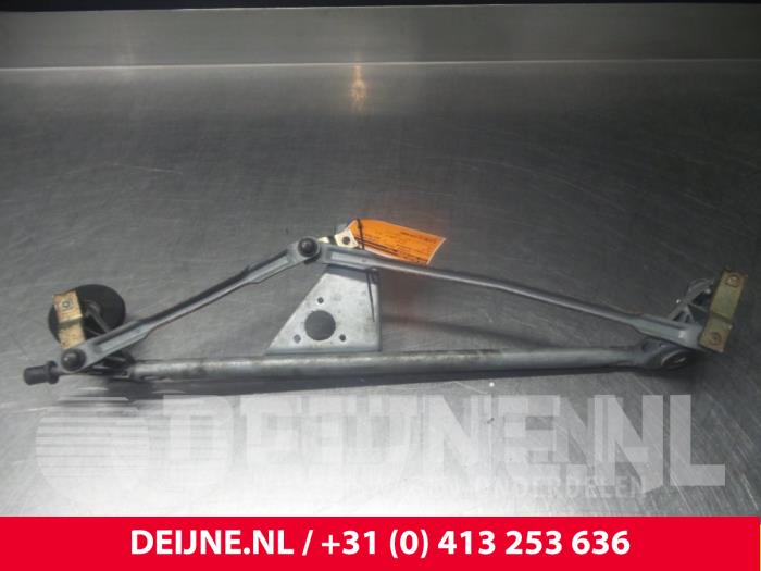 Volvo C70 Wiper mechanism O4740
