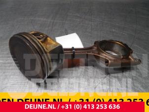 Volvo V50 Piston O4900 photo 2