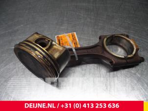 Volvo V50 Zuiger O4901 foto 4
